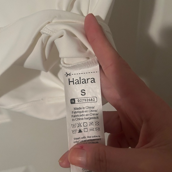 HALARA White Cropped Sleeveless Crewneck Tank - Picture 7 of 7